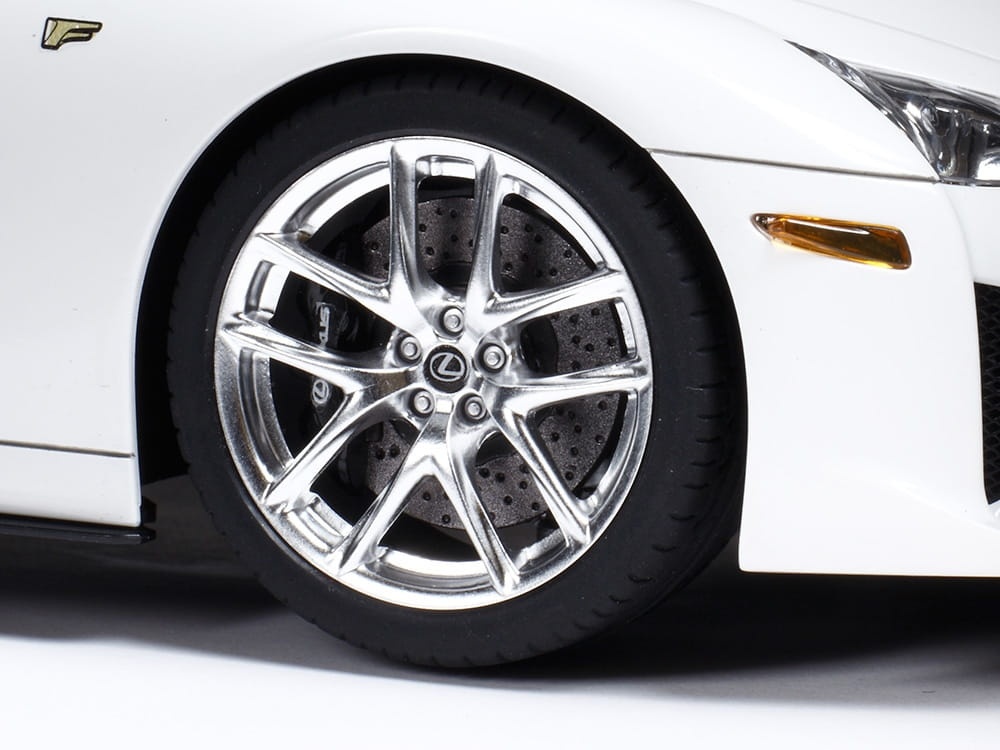 Zdjęcie dodatkowe produktu Lexus LFA 1:24 Tamiya 24319