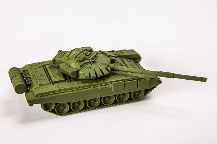 Zdjęcie dodatkowe produktu T-72B Soviet Main Battle Tank 1:100 Zvezda 7400