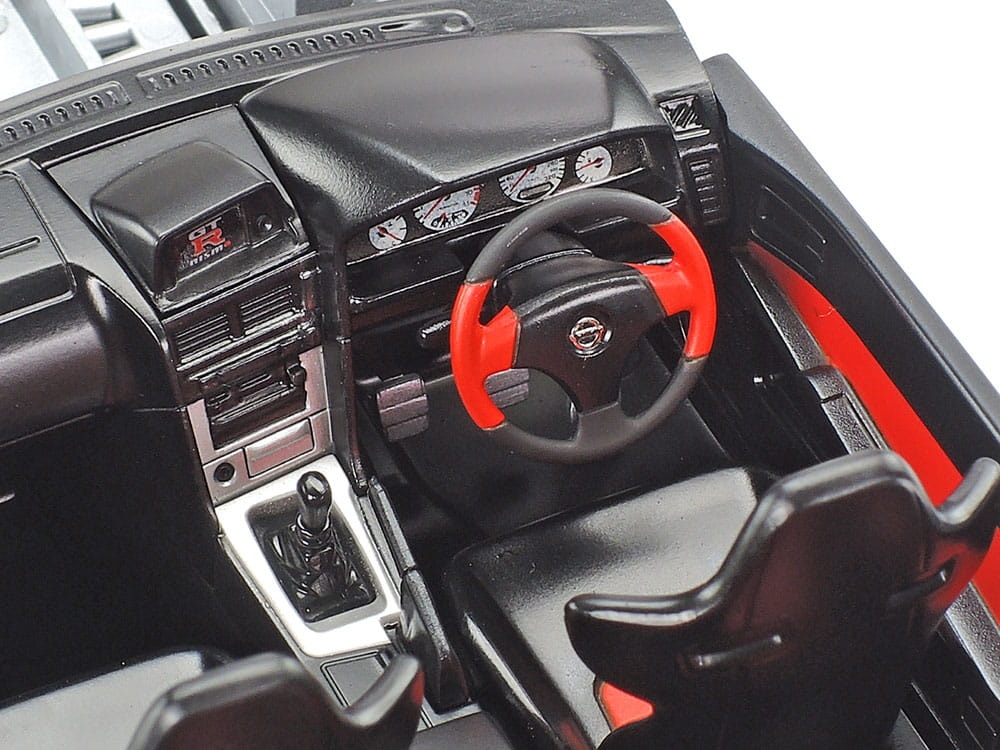 Zdjęcie dodatkowe produktu Nissan Skyline R34 GT-R Nismo Z-tune 1:24 Tamiya 24282