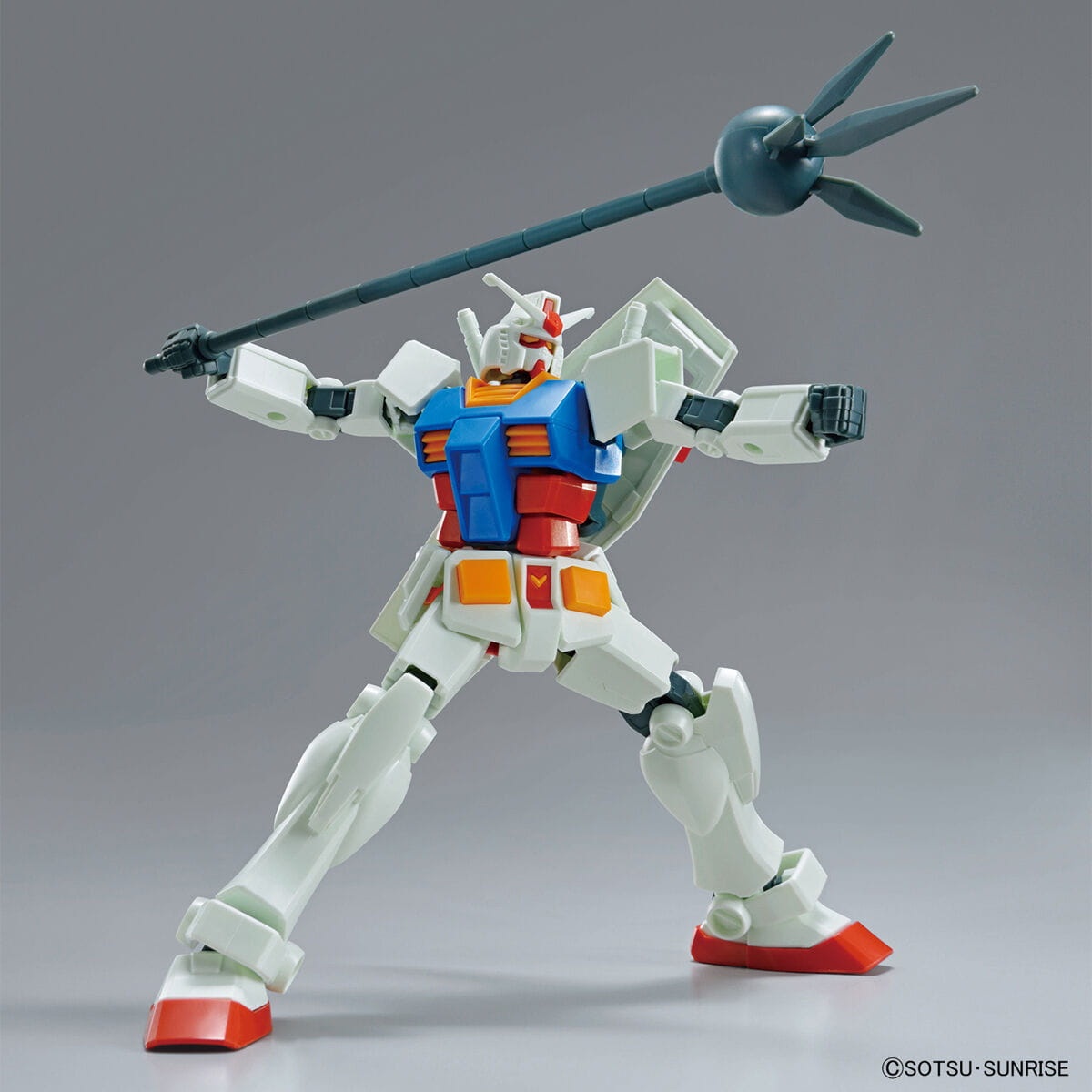 Zdjęcie dodatkowe produktu Gunpla RX-78-2 Gundam (Full Weapon Set) EG 1:144