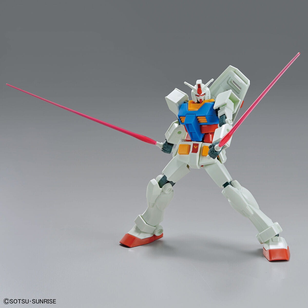 Zdjęcie dodatkowe produktu Gunpla RX-78-2 Gundam (Full Weapon Set) EG 1:144