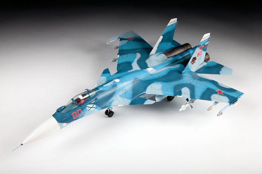 Zdjęcie dodatkowe produktu Sukhoi Su-33 Flanker-D 1:72 Zvezda 7297