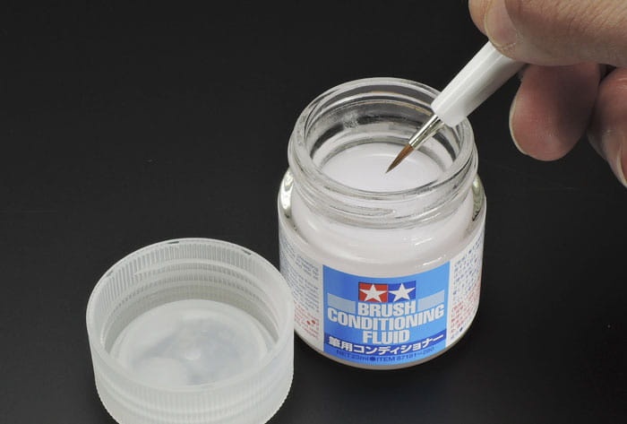 Zdjęcie dodatkowe produktu Żel do odnawiania pędzli Tamiya 87181 Brush Conditioning Fluid